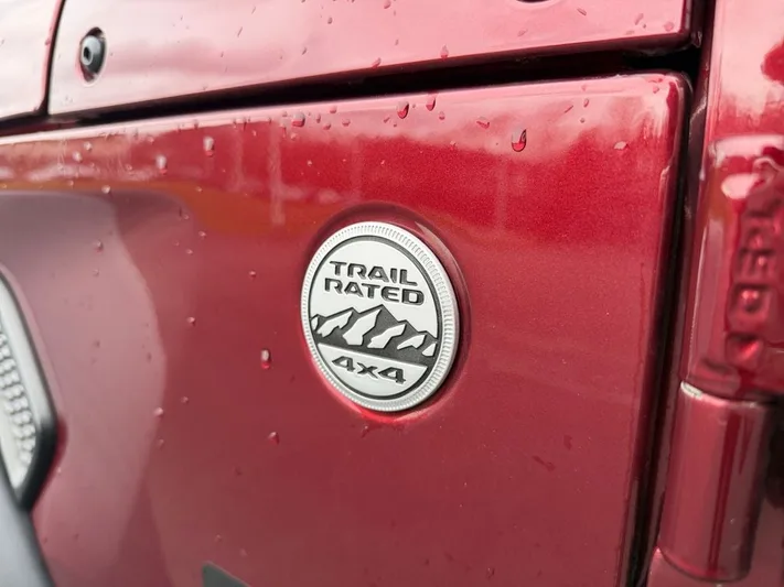 2021 Jeep Wrangler - view 33