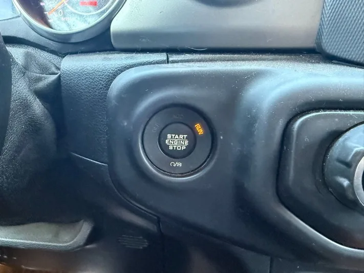 2018 Jeep Wrangler - view 17