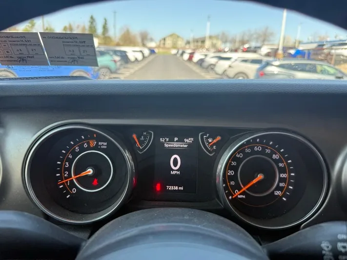 2018 Jeep Wrangler - view 22