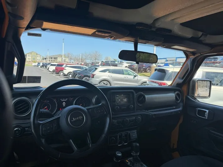 2018 Jeep Wrangler - view 28