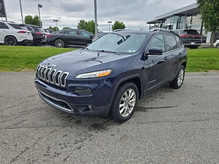 2016 Jeep Cherokee - view 10