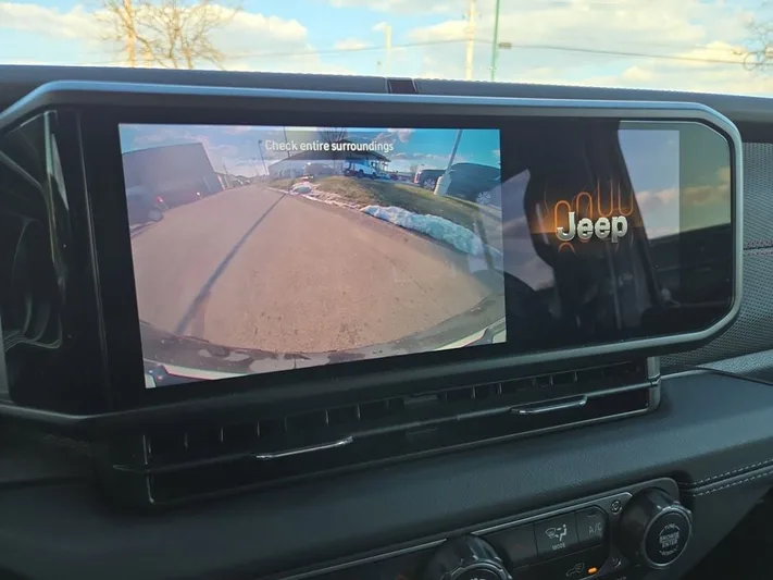 2024 Jeep Wrangler - view 18