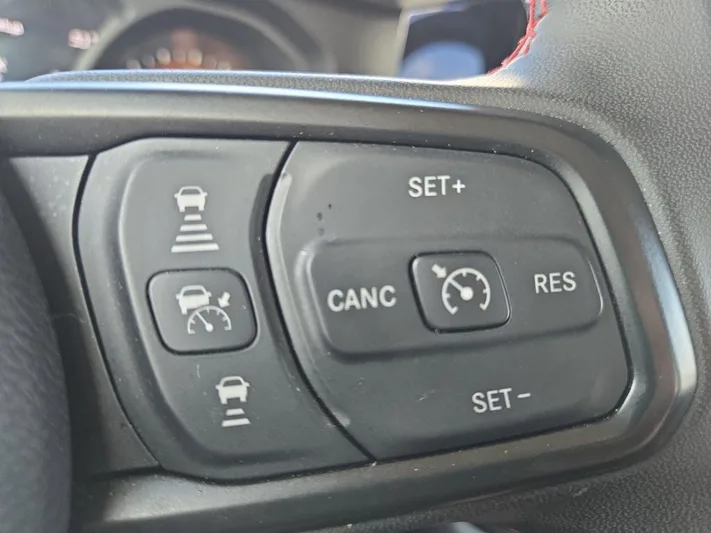 2024 Jeep Wrangler - view 32