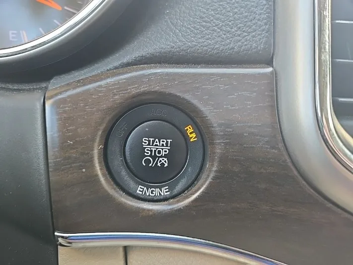 2015 Jeep Grand - view 23