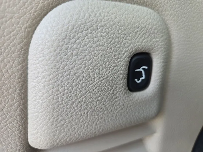2015 Jeep Grand - view 29