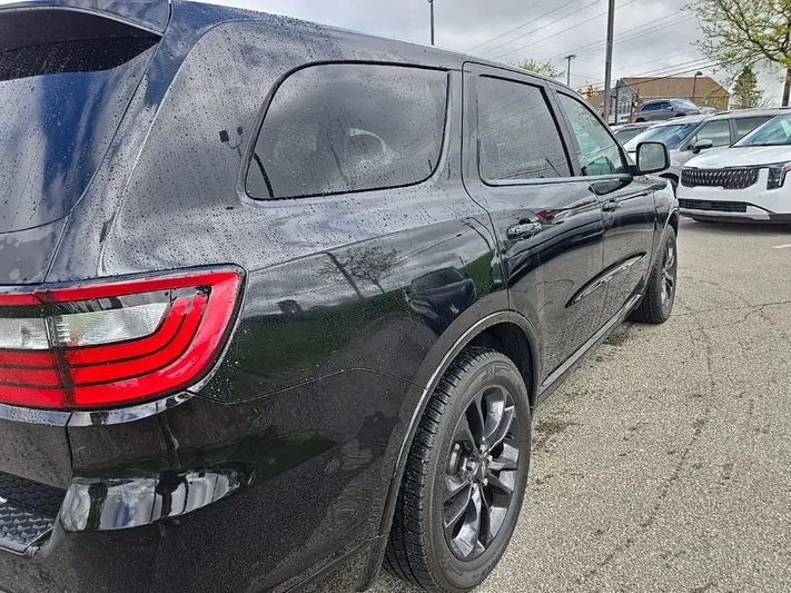 2022 Dodge Durango - view 3
