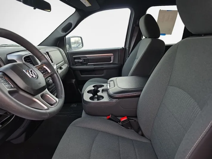 2023 RAM 1500 - view 12