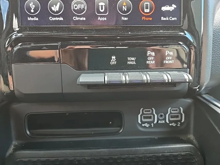 2021 RAM 1500 - view 27