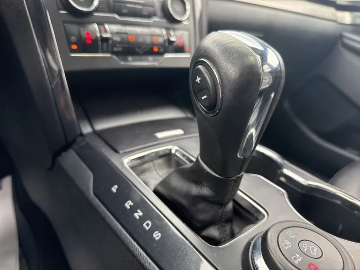 2019 Ford Explorer - view 27