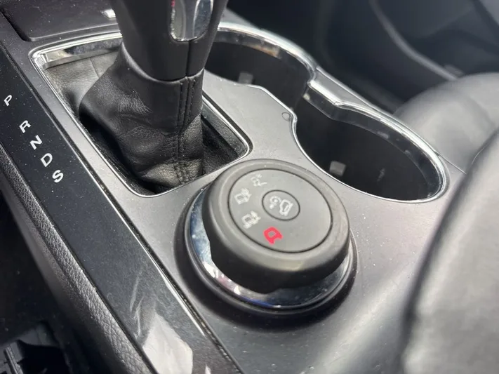2019 Ford Explorer - view 28
