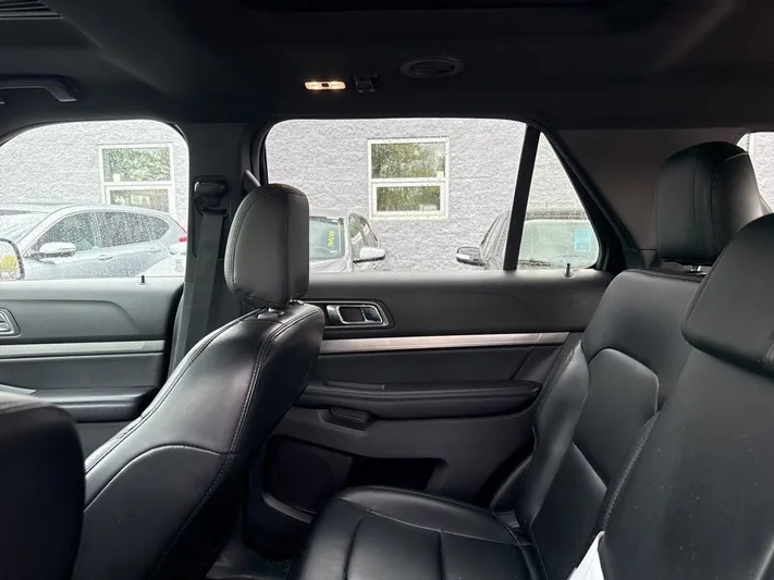 2019 Ford Explorer - view 38