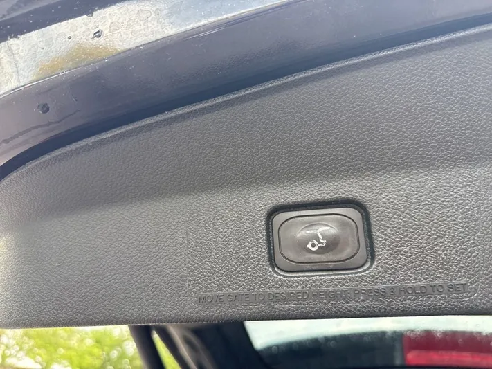 2019 Ford Explorer - view 42