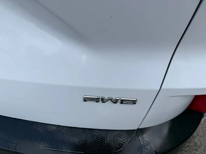 2022 Ford Escape - view 10