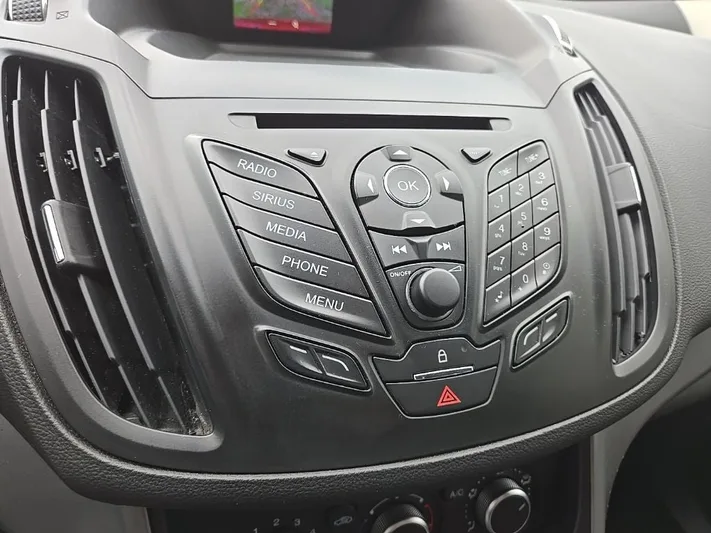 2016 Ford Escape - view 14