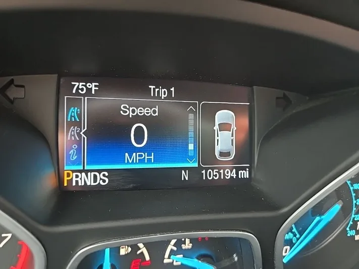 2016 Ford Escape - view 22