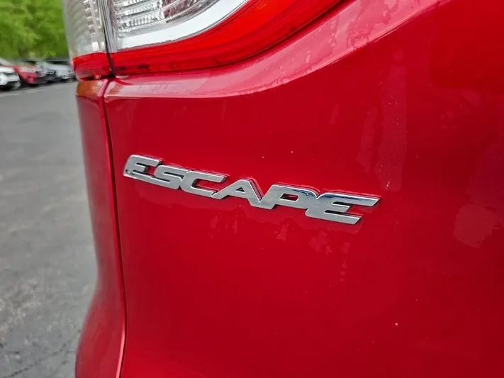 2016 Ford Escape - view 39
