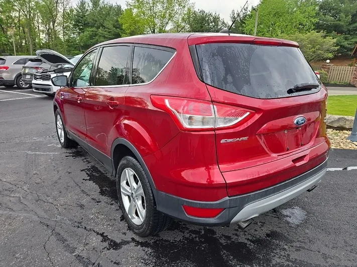2016 Ford Escape - view 5