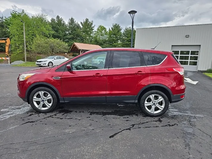 2016 Ford Escape - view 7