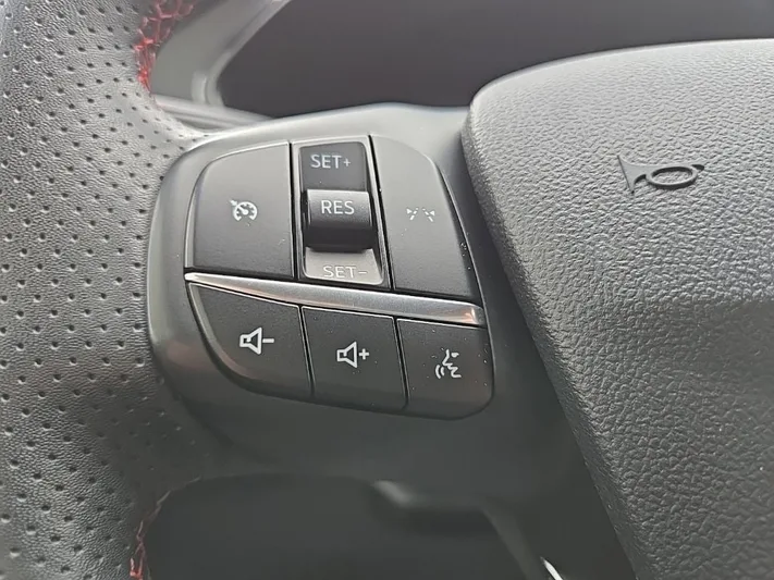2024 Ford Escape - view 15