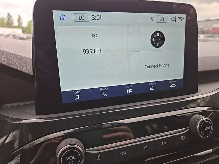2024 Ford Escape - view 22
