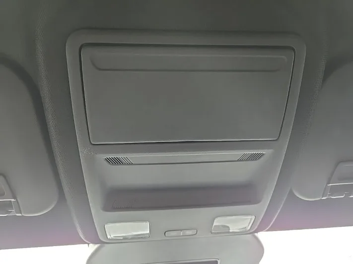 2024 Ford Escape - view 27