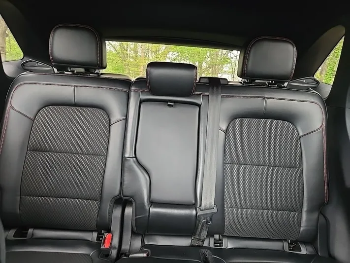 2024 Ford Escape - view 28