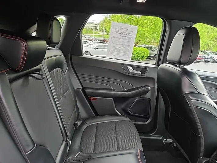 2024 Ford Escape - view 36