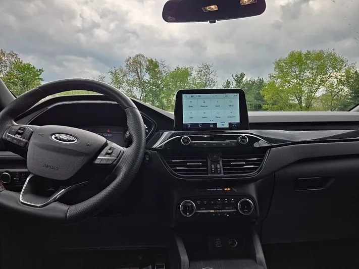 2024 Ford Escape - view 38