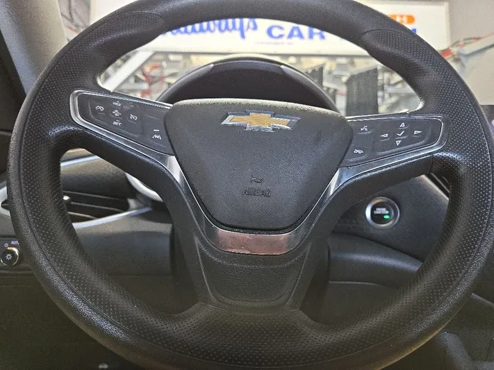 2023 Chevrolet Malibu - view 18