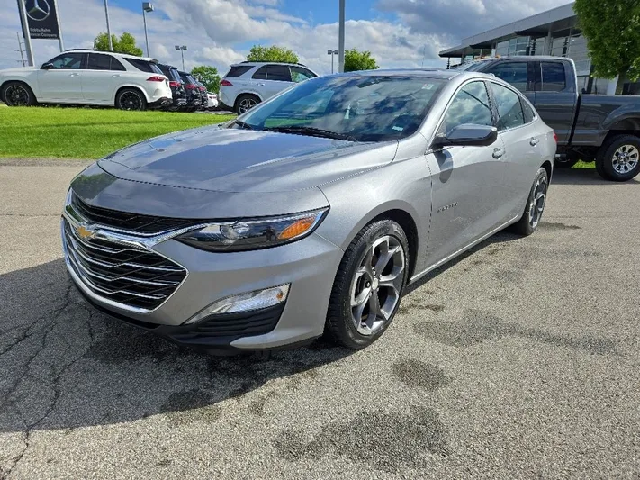 2023 Chevrolet Malibu - view 7
