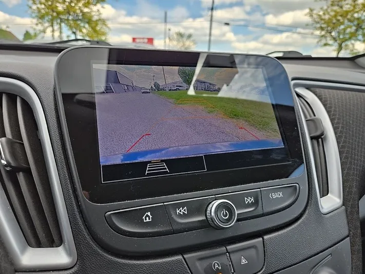 2023 Chevrolet Malibu - view 20