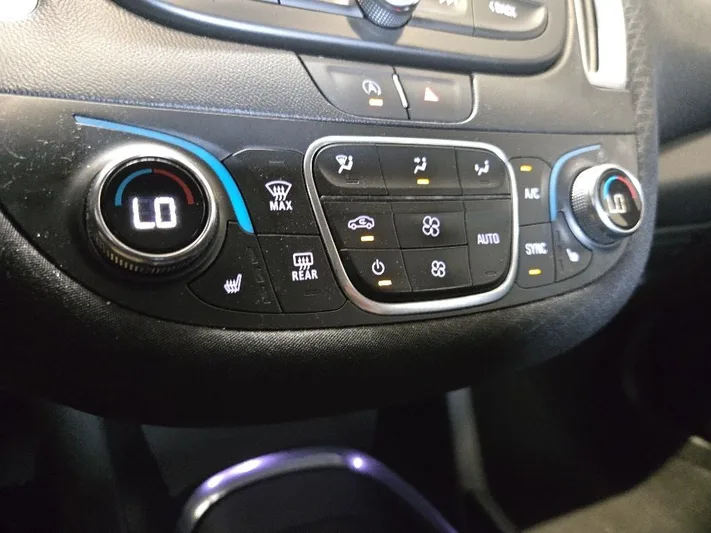 2023 Chevrolet Malibu - view 21
