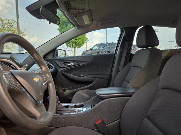 2023 Chevrolet Malibu - view 28