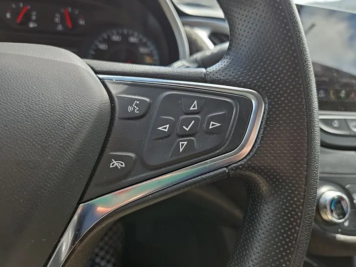 2023 Chevrolet Malibu - view 15