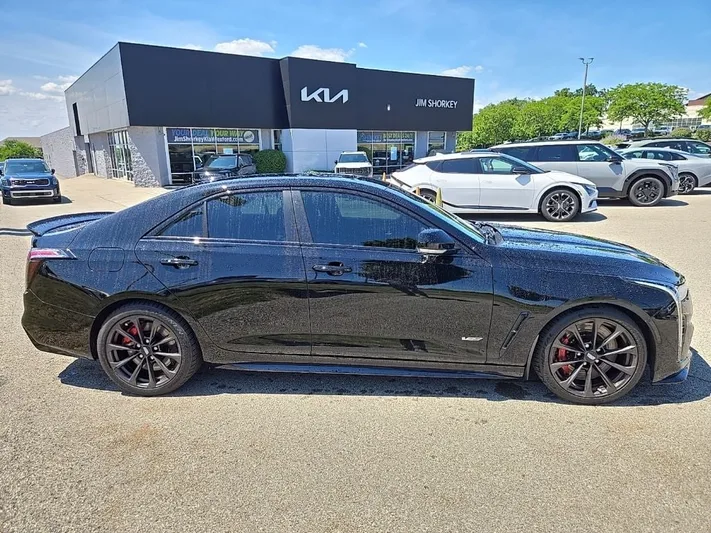 2023 Cadillac CT4 - view 2