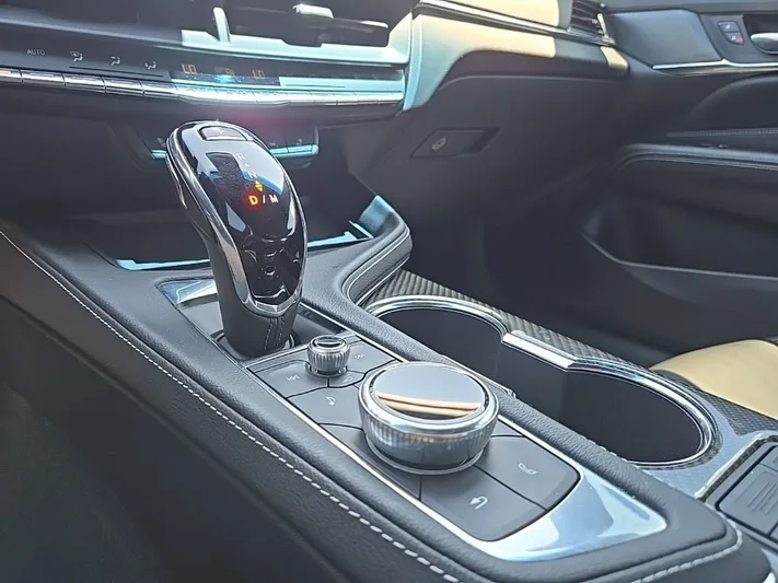 2023 Cadillac CT4 - view 26