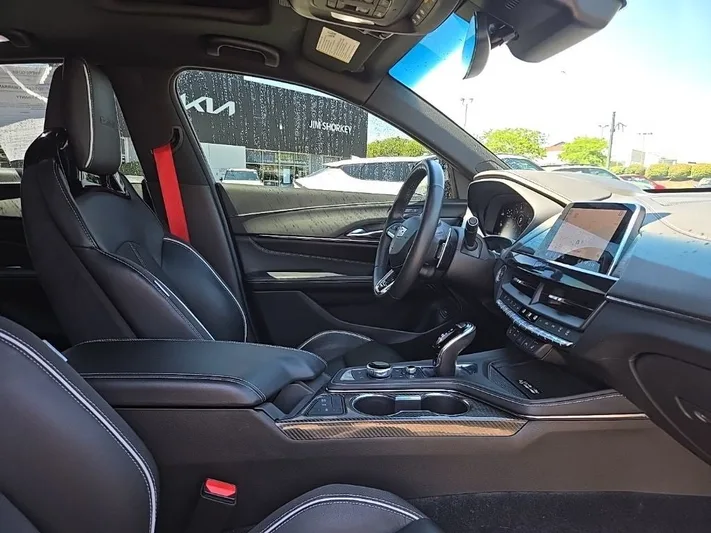 2023 Cadillac CT4 - view 39