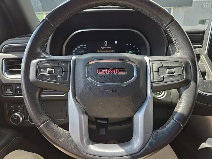 2023 GMC Yukon - view 19