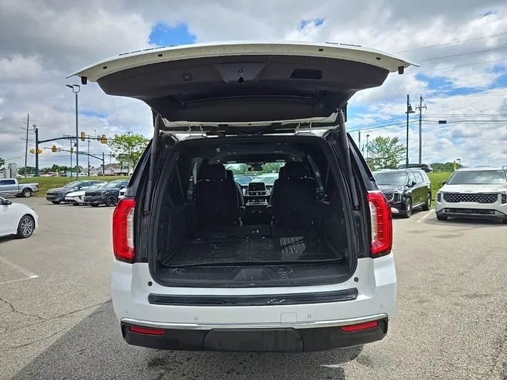 2023 GMC Yukon - view 37