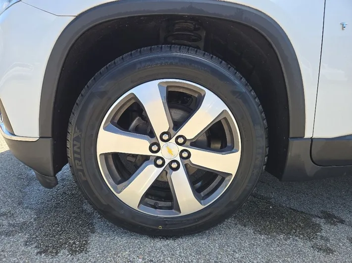 2018 Chevrolet Traverse - view 13