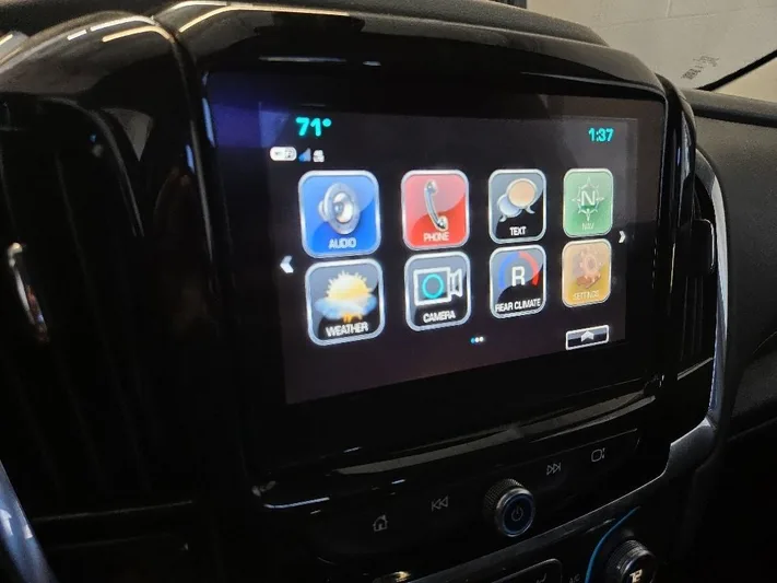 2018 Chevrolet Traverse - view 14