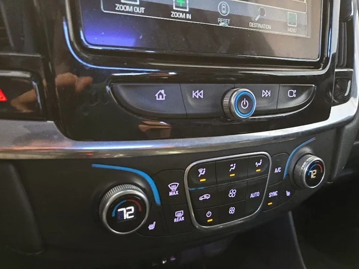 2018 Chevrolet Traverse - view 18