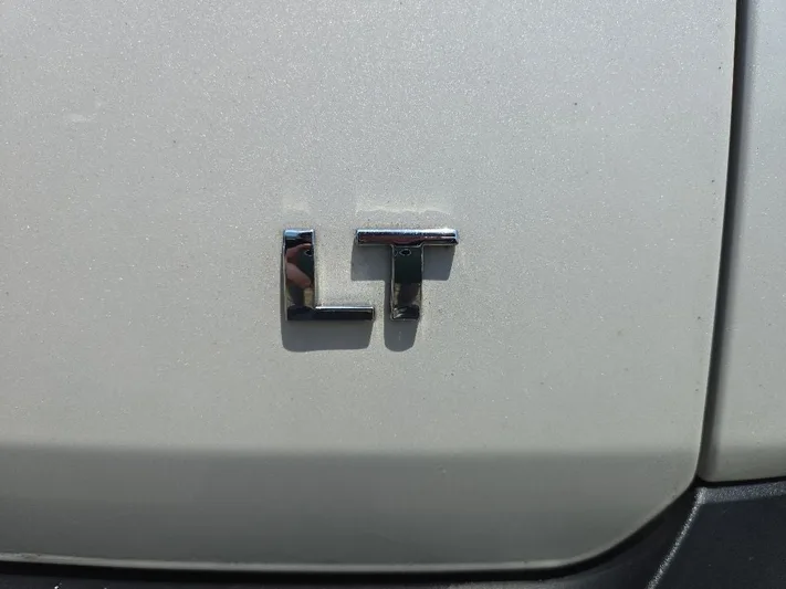 2018 Chevrolet Traverse - view 5