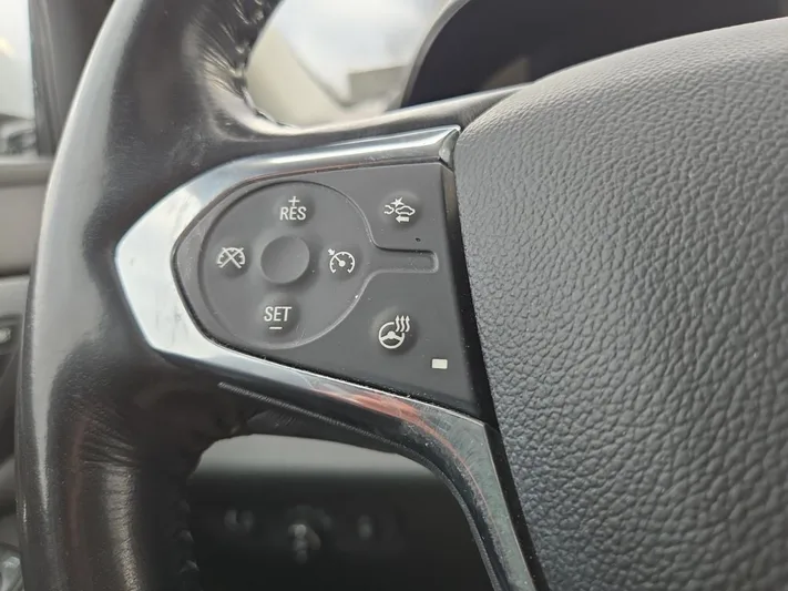 2018 Chevrolet Traverse - view 31