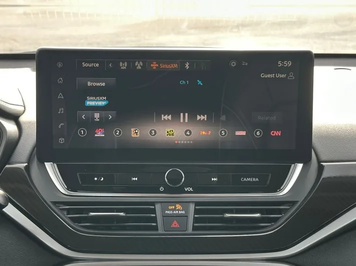 2023 Nissan Altima - view 17