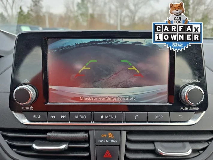 2023 Nissan Altima - view 18
