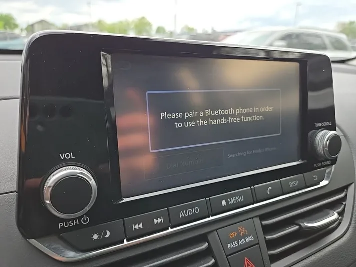 2022 Nissan Altima - view 24