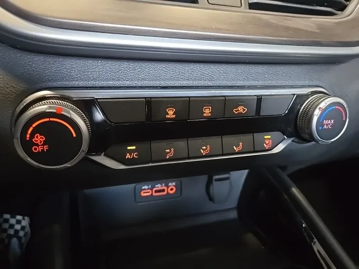 2024 Nissan Altima - view 15