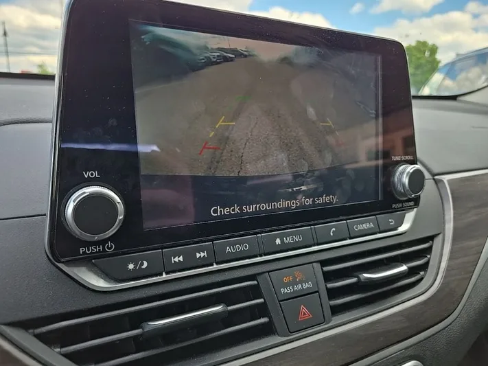 2024 Nissan Altima - view 29
