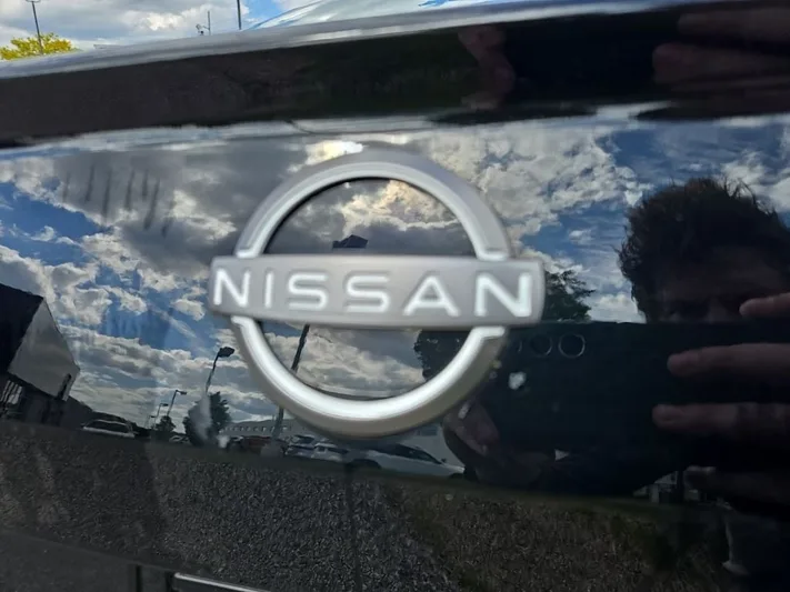 2024 Nissan Altima - view 5